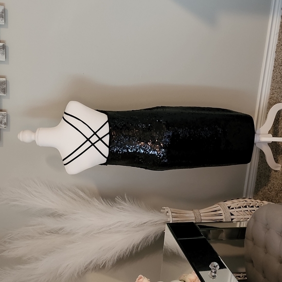 Express Black Sequin Midi Slip Dress NWT - Picture 7 of 8